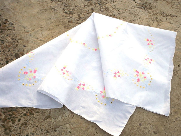 Broderie 61