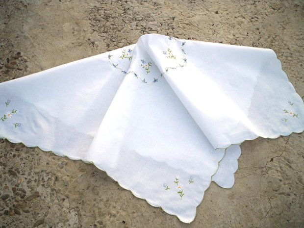 Broderie 64