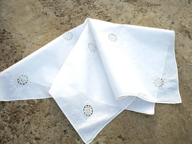 Broderie 65