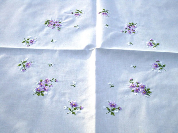 Broderie 66