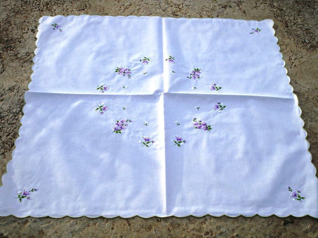 Broderie 66