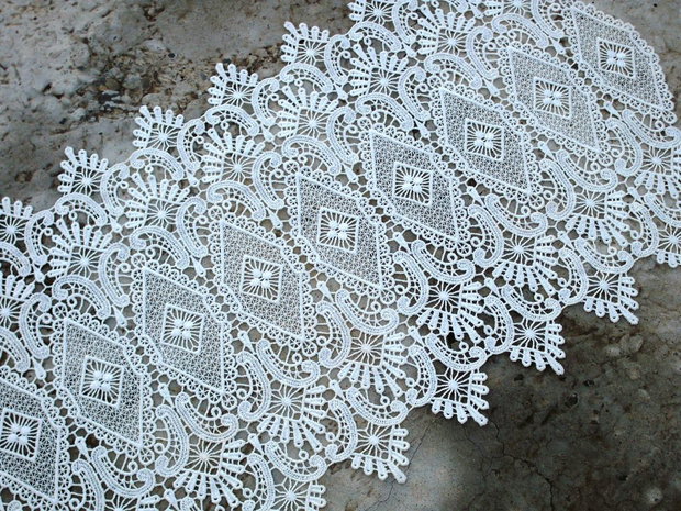 Dantela 105