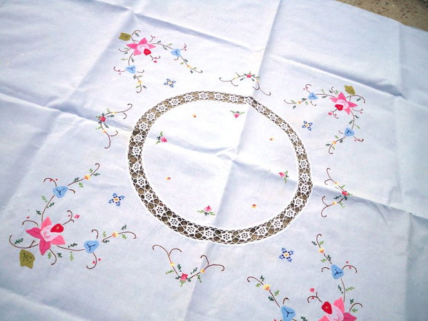Broderie 71