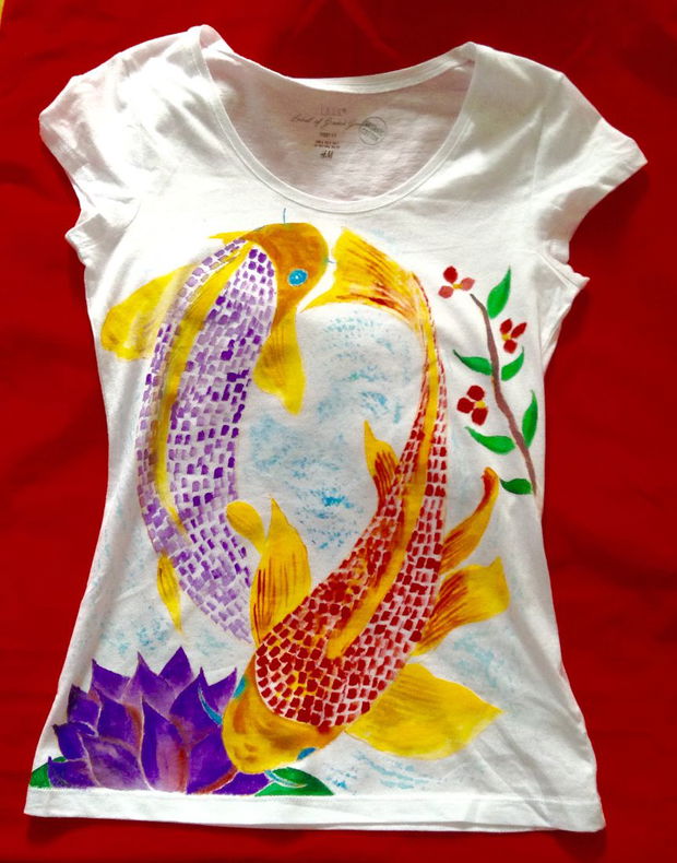 Tricou pictat Koi fish