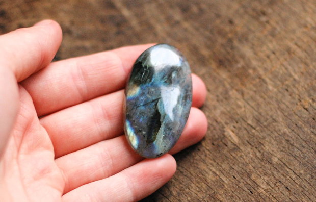 Cabochon Labradorit Masiv Oval - spectrolit - 45 x 25 mm - L019S