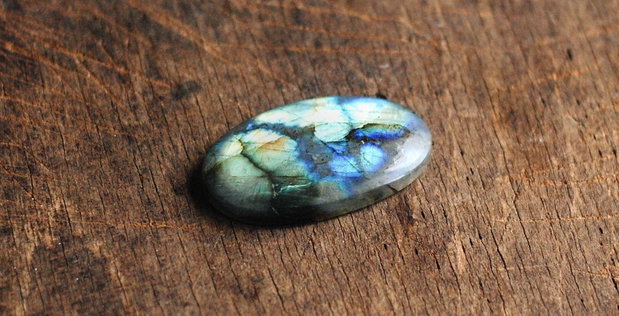 Cabochon Labradorit Masiv Oval - spectrolit - 45 x 25 mm - L019S