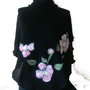 Poncho cu aplicatie de flori de lana si matase naturala impaslite