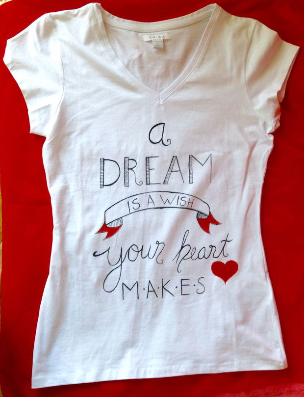 Tricou pictat model dream