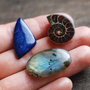 Lot 3 cabochoane semipretioase - Amonit, Labradorit , Lapis Lazuli