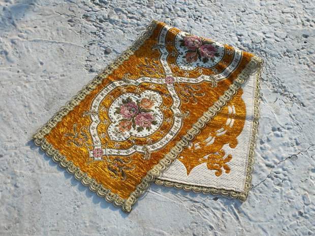 Accesoriu stil vintage