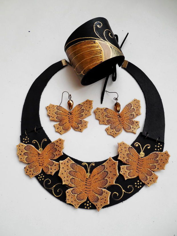 bratara handmade unicat- Golden Butterfly