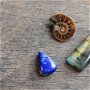 Lot 3 cabochoane semipretioase - Amonit, Labradorit , Lapis Lazuli