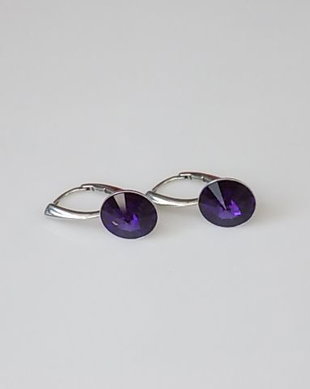 "Purple Velvet"-vandut