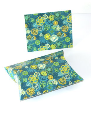 Cutiuta pillow + felicitare