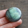 Cabochon Labradorit flashy  - rotund - 37 mm