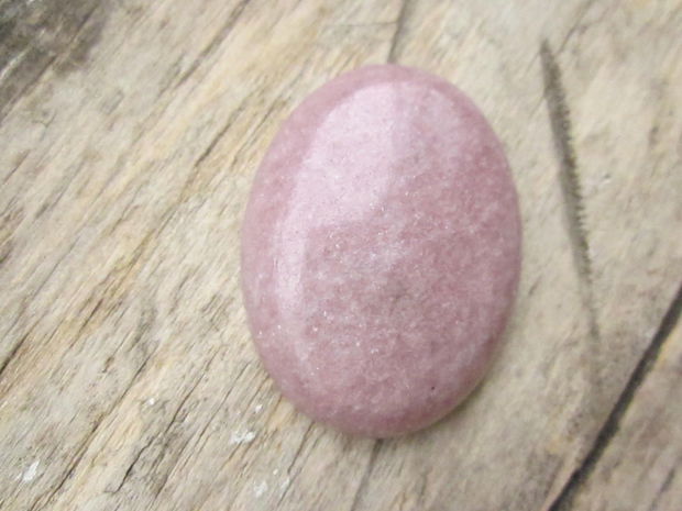 Cabochon lepidolit 40x30 mm