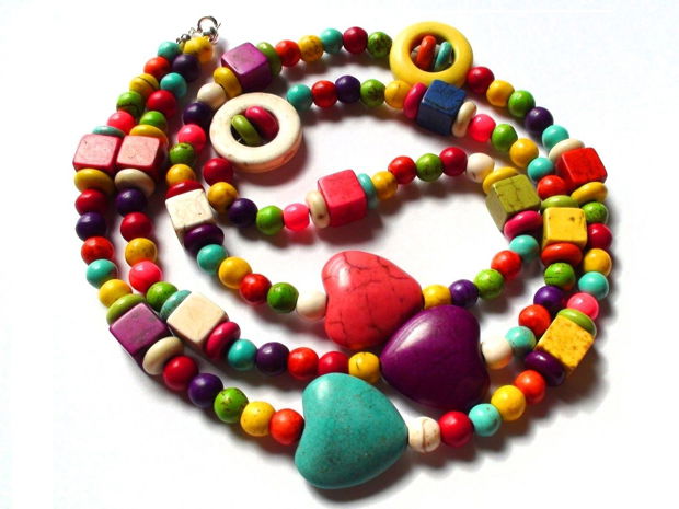 Bratara / Colier din Howlite colorat inima  CO190 - bratara multicolora, colier vesel colorat, bratara boho, colier boho, colier lung