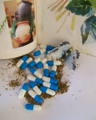 HERBALIST ATRO FORTE  Complex natural din 9 plante pentru sustinerea sistemului osteo- articular