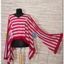 bluza cu colturi si maneci evazate
