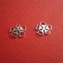 Floare stilizata din argint rodiat aprox 1x16x18 mm
