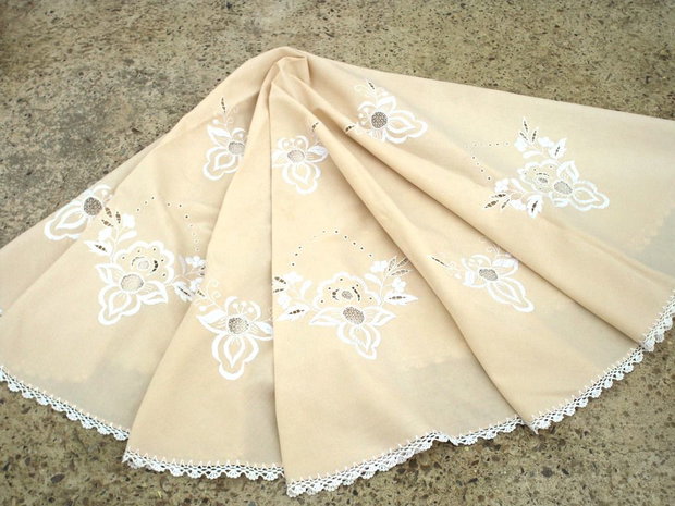 Broderie 1-18