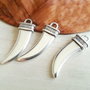 Pandantiv zamak colt 35x15mm Cod :  SALAK 295