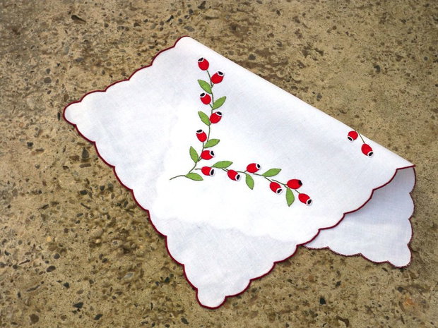 Broderie macese