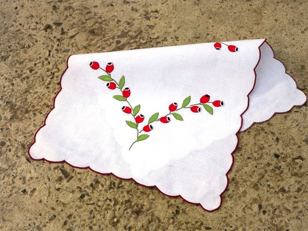 Broderie macese