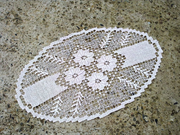 Dantela 124