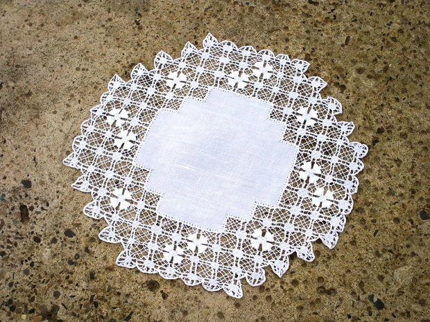 Dantela 128