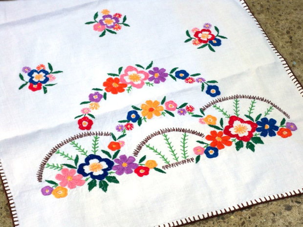 Broderie cu flori1