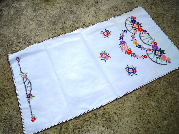 Broderie cu flori1