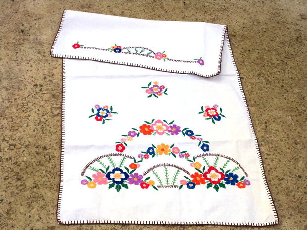Broderie cu flori1