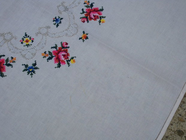 Broderie cu flori 2
