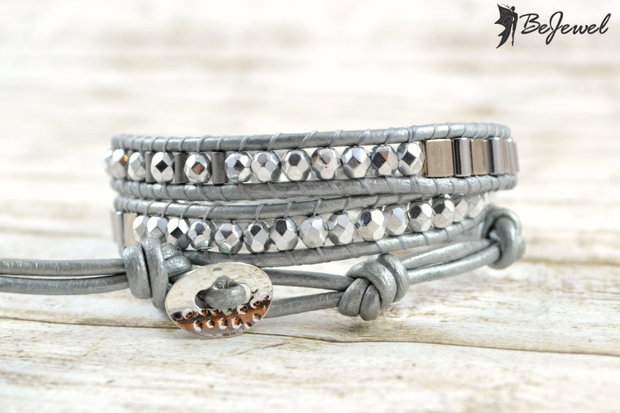 Bratara wrap cu snur de piele si cristale ''Shark skin''