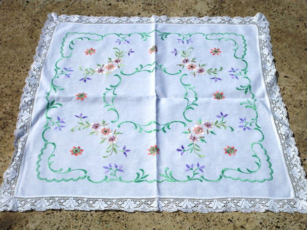 Broderie 1-23