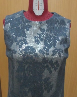 top cu fir argintiu