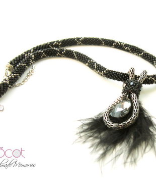 Colier crosetat cu margele de nisip, pandantiv Swarovski Silver Night