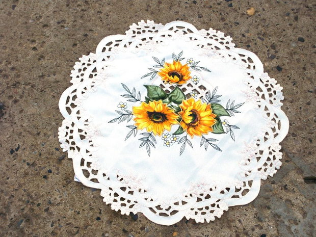 Broderie floarea-soarelui 1