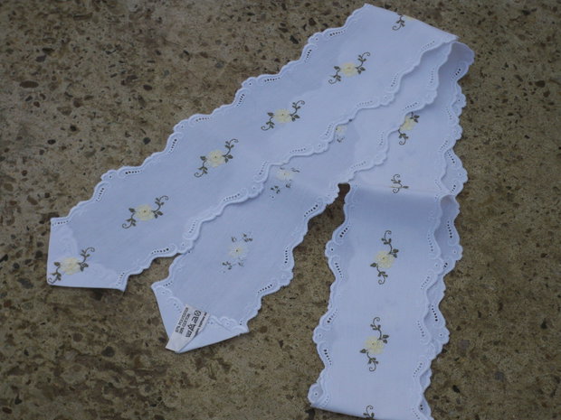 Banda decorativa brodata 2