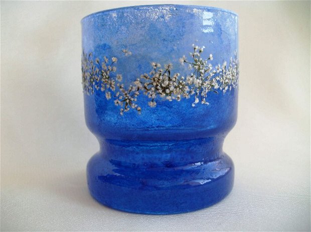 Suport din sticla,albastru ,pentru lumanare, Suport cu flori presate,pentru lumanare, Obiect decorativ din sticla, Suport pentru lumanare, unicat
