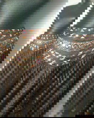 FUSTA CATIFEA ORNAMENTE