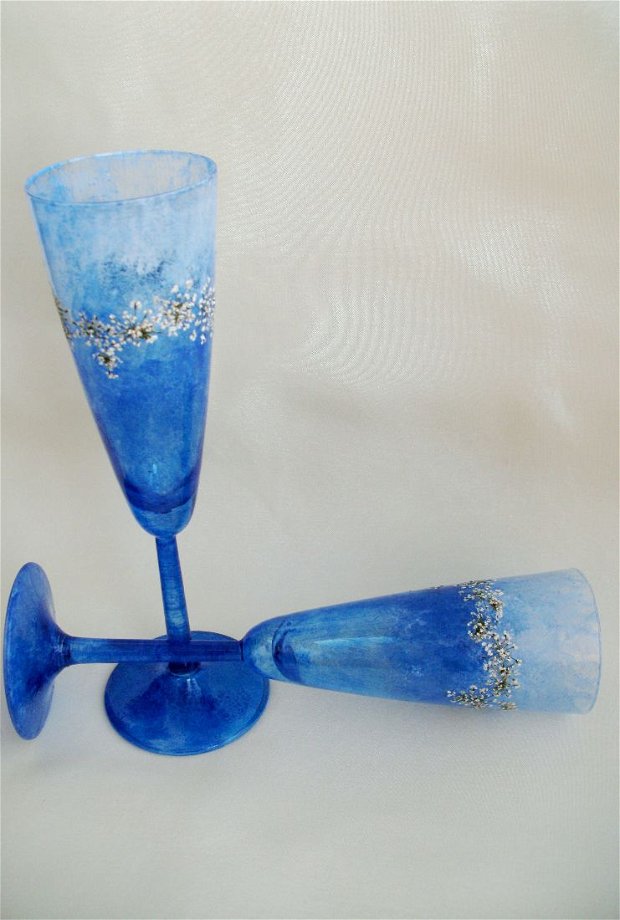 Pahare miri, albastre cu flori presate, Pahare pictate manual, Pahare evenimente festive, Pahare unicat