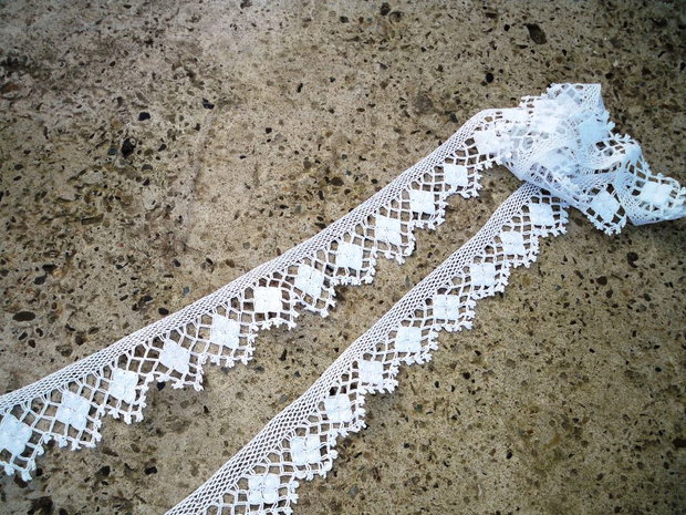 Dantela 152