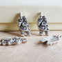 1b charm Mos Craciun 23x10mm  SALAK 304