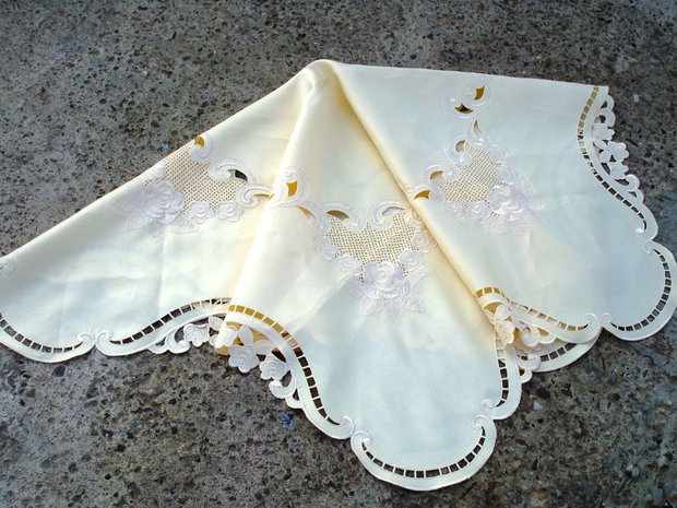 Broderie 1-27