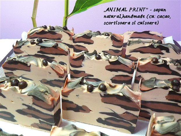 ,,ANIMAL PRINT'' - sapun natural, handmade (cu: cacao, scortisoara si cuisoare)