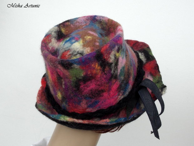 Palarie impaslita multicolora, vanatoreasca, unisex