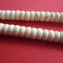 Howlit alb rondele aprox 8x4 mm