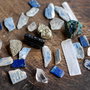 Lot - mix minerale - selenit, lapis lazuli, pirita, quartz, turmalina, kyanit, topaz, malachit in azurit